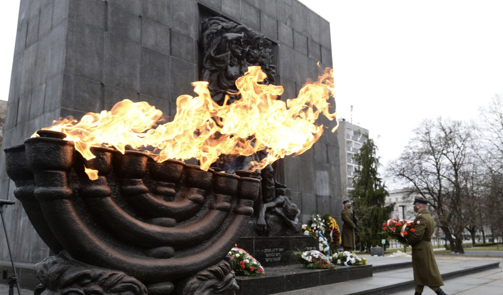 Warsaw-Holocaust-Memorial-2021